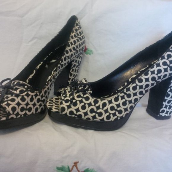Coach peep toe pump - Picture 10 of 10